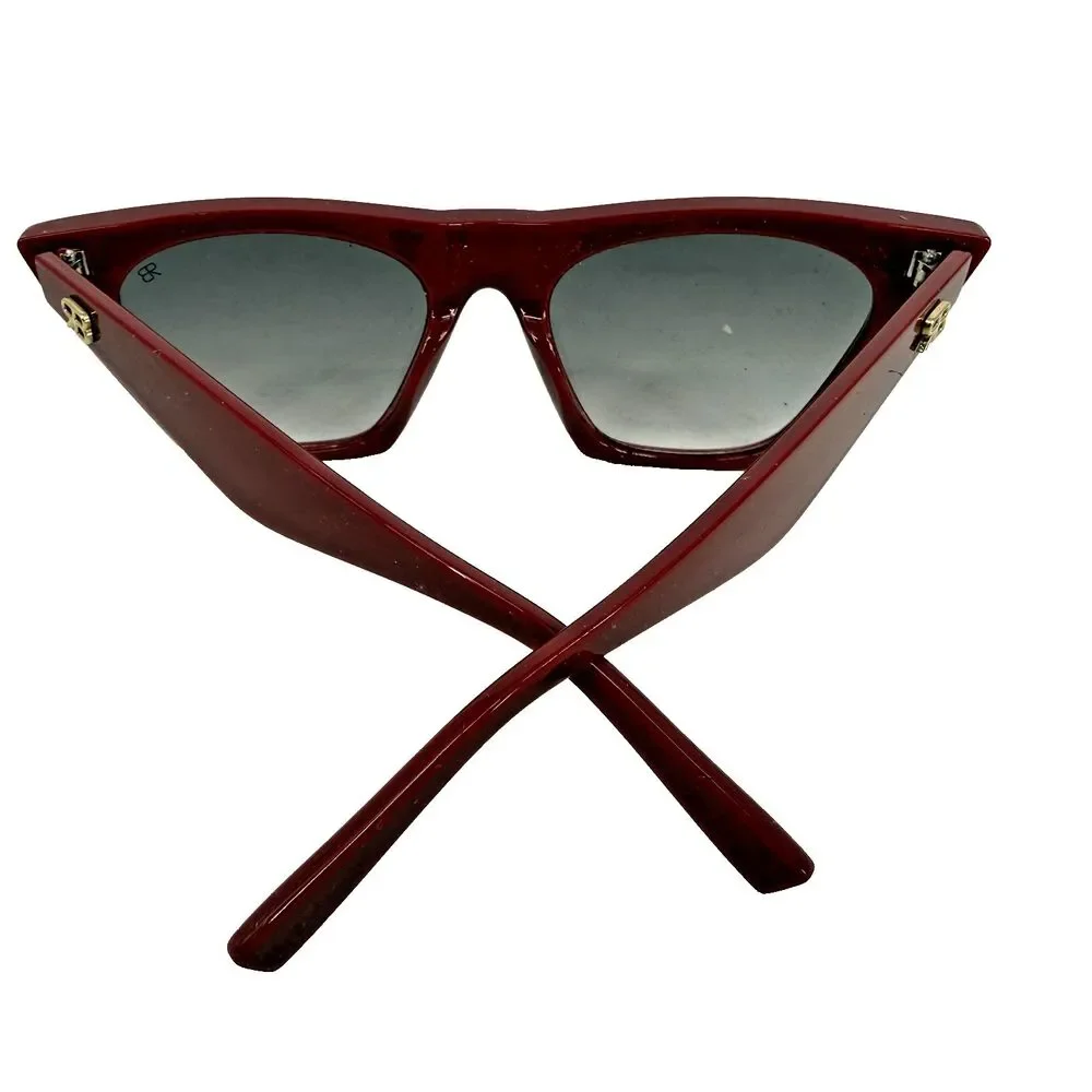 Renato Balestra RE3260 C4 Red Cat Eye Sunglasses Gradient Lens 52-21-148 CAT3